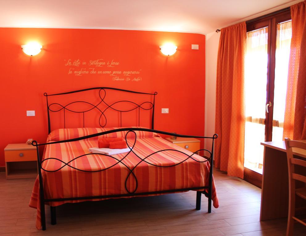 B&B L'Alba Nel Golfo กัสเตลซาร์โด ห้อง รูปภาพ